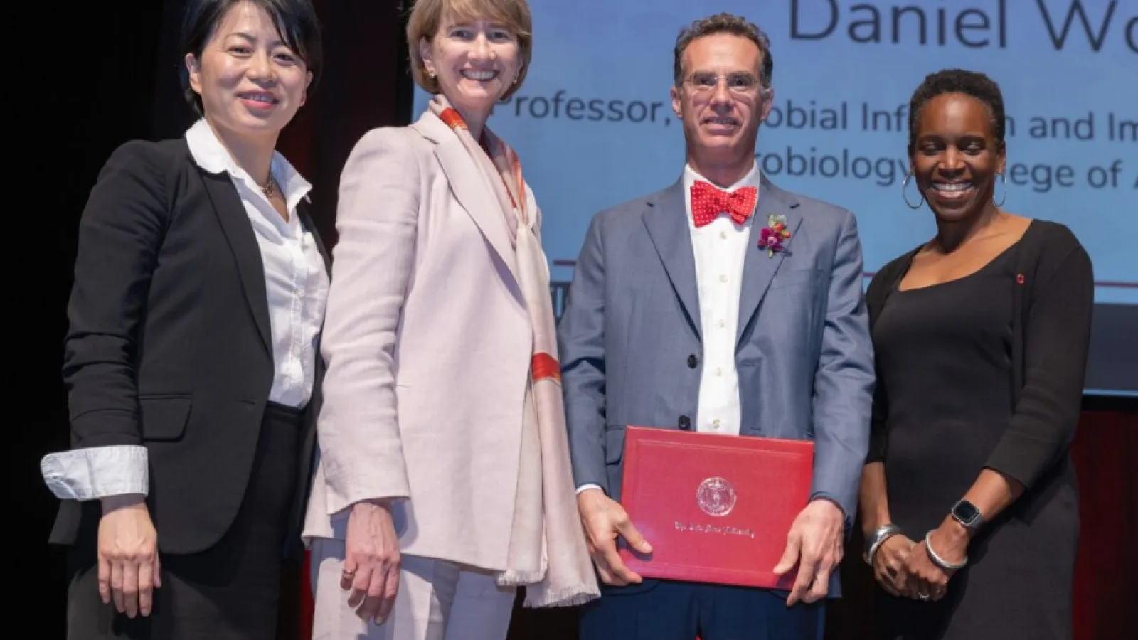 Bruce Weinberg Award