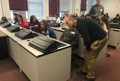 John Kagel assisting Undergraduate